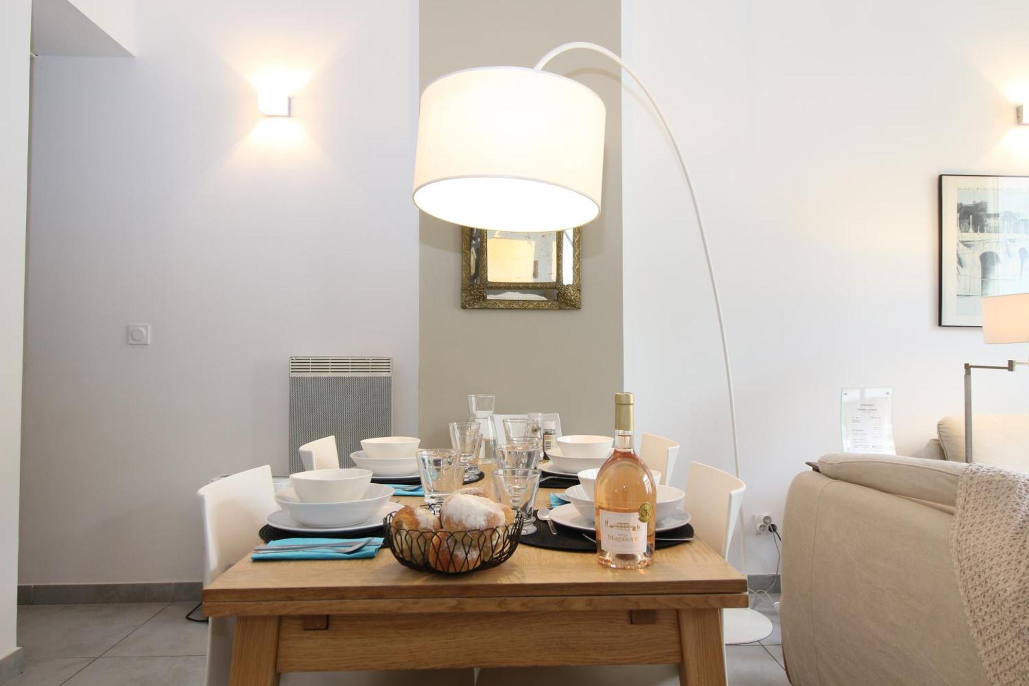 T3 Appartement Hypercentre Proche Commerce- Parking - 2 Chambres Wifi Gratuit 亞維農 外观 照片